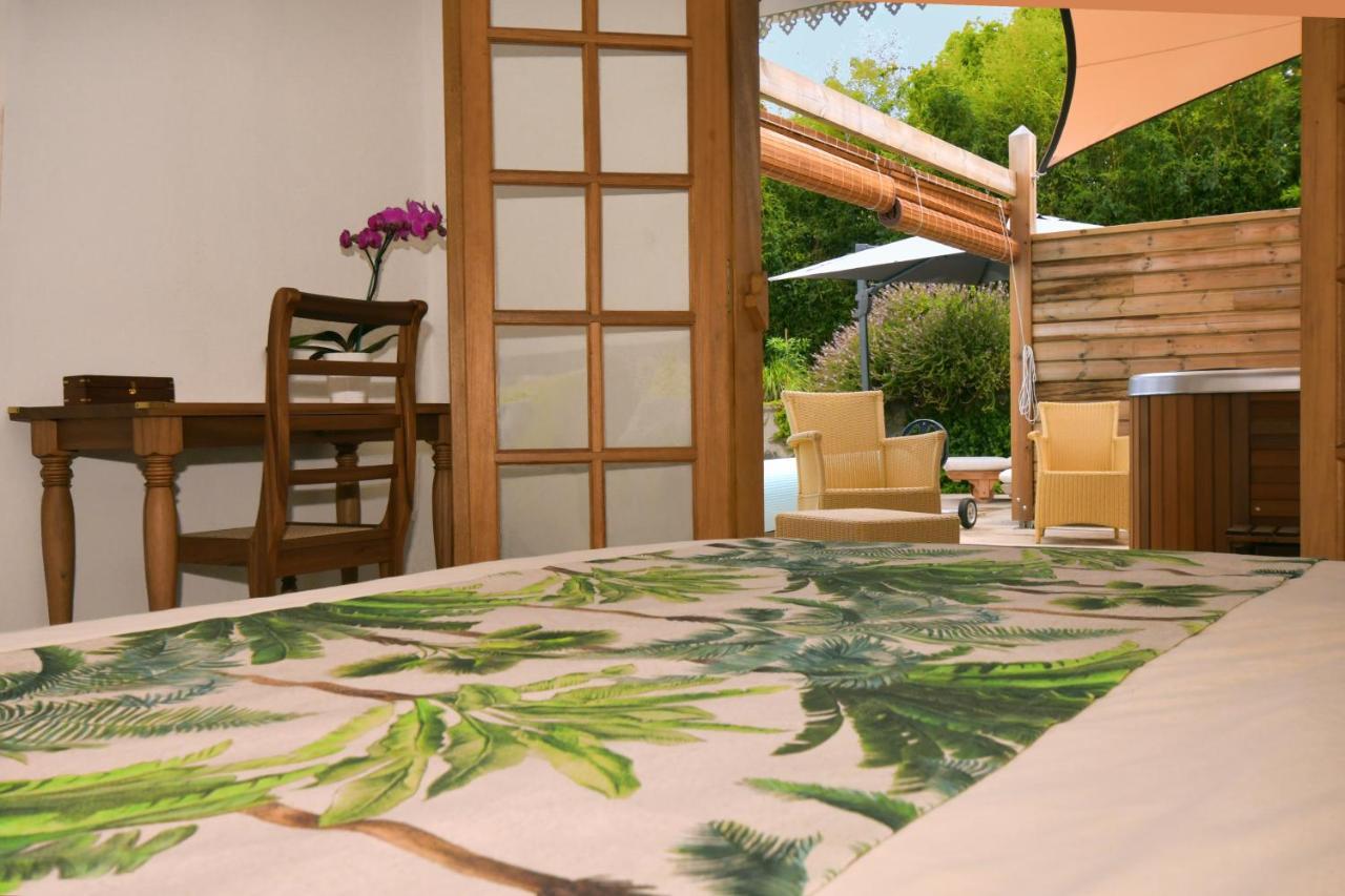Bed and Breakfast Le Jacaranda Du Guillaume Le Guillaume Zewnętrze zdjęcie